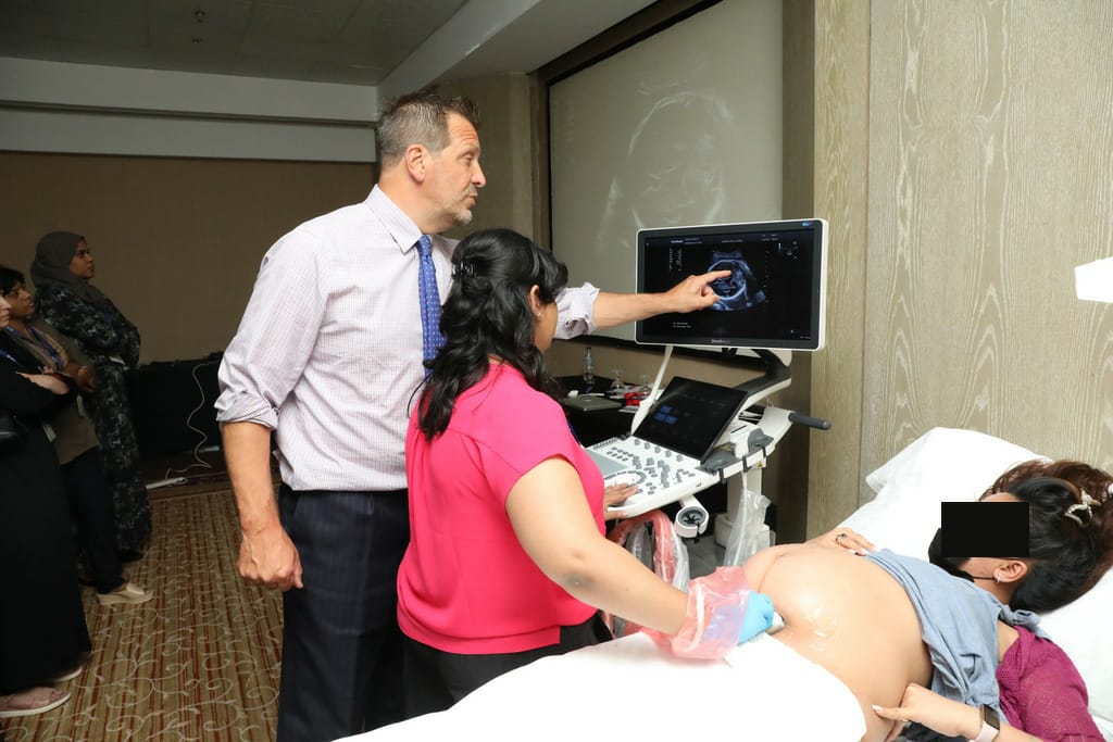 Dr Aashi Priyamvada Counsulting for ultrasound - Lucknow Fetal Medicine Centre - LFMC